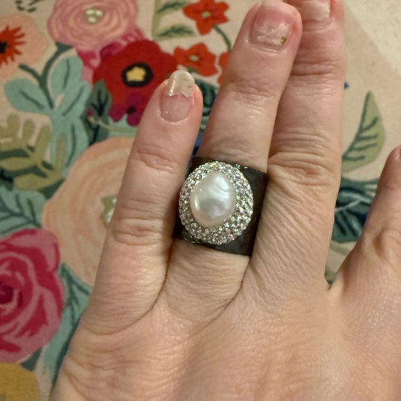 Black and Silver Ring with Pearl Accent - Picture 6 of 7